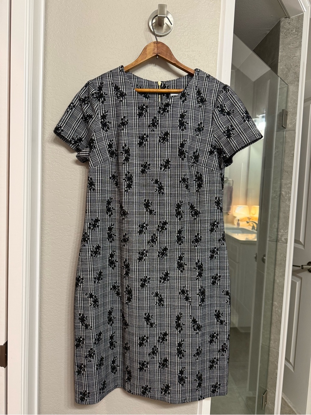 Calvin Klein Black and Gray Checked Floral Shift Dress